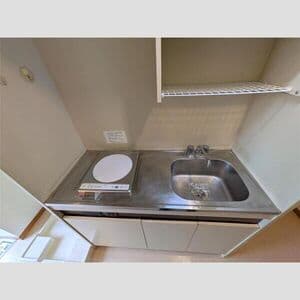 Room image 12