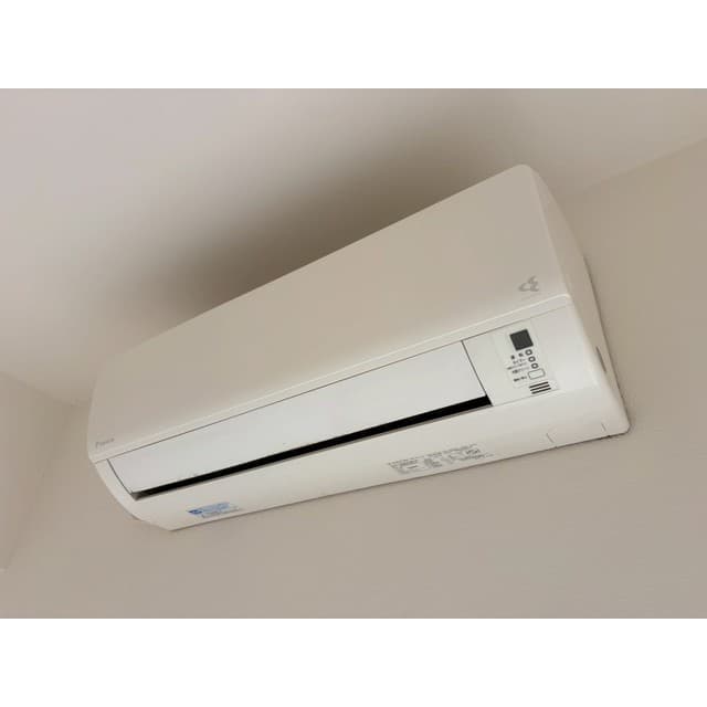 Room image 11