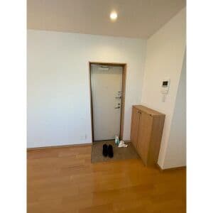 Room image 14