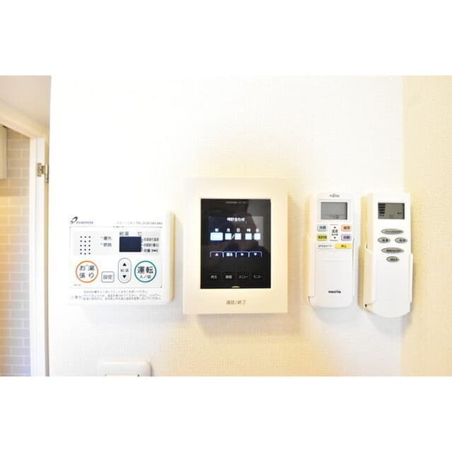 Room image 11