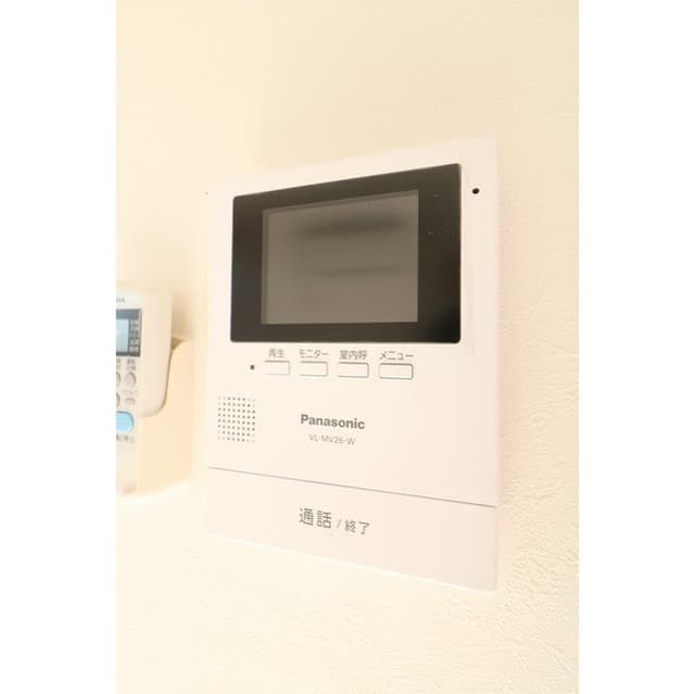 Room image 11