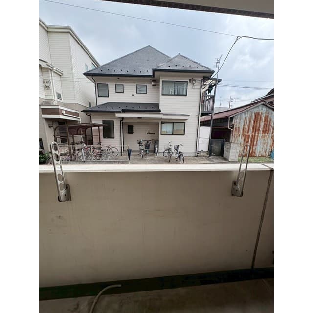 Room image 16