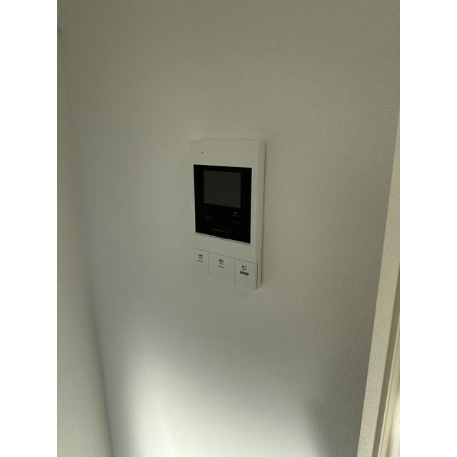 Room image 16