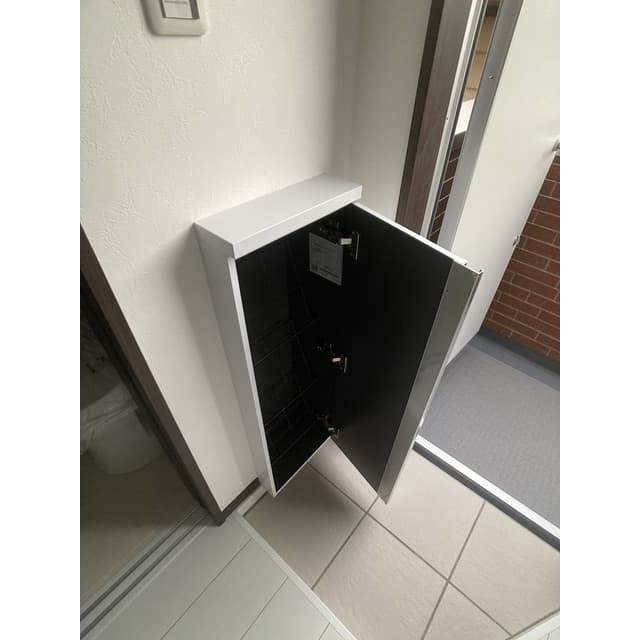 Room image 13