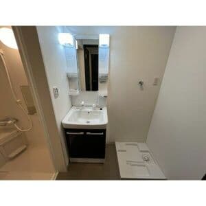 Room image 15