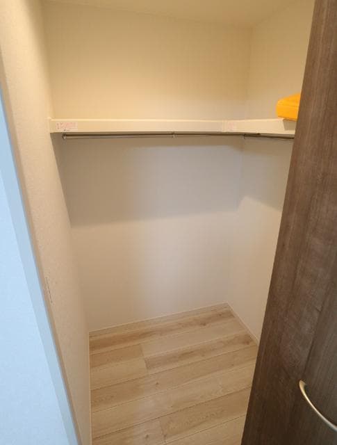 Room image 15