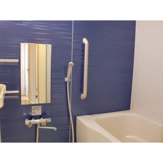 Room image 11