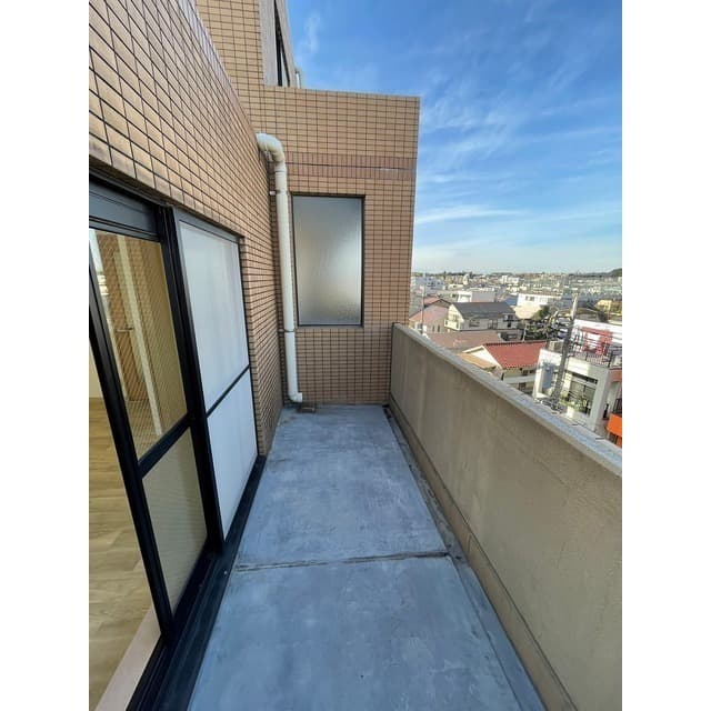 Room image 13