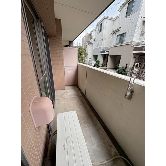 Room image 15