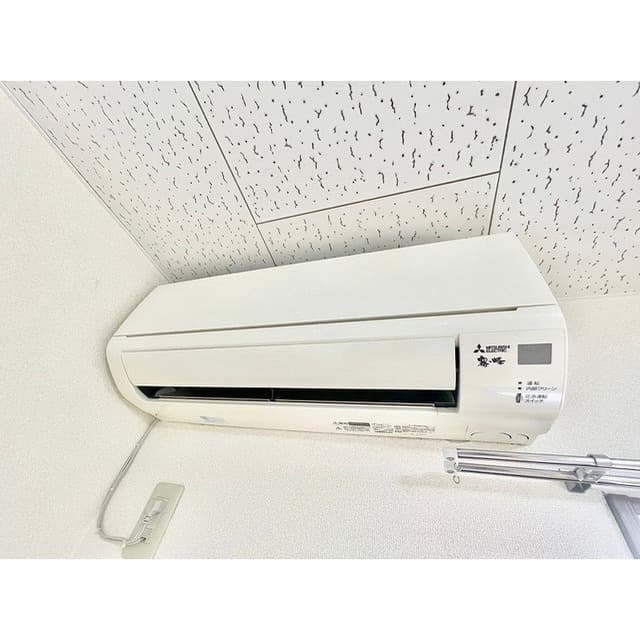 Room image 13
