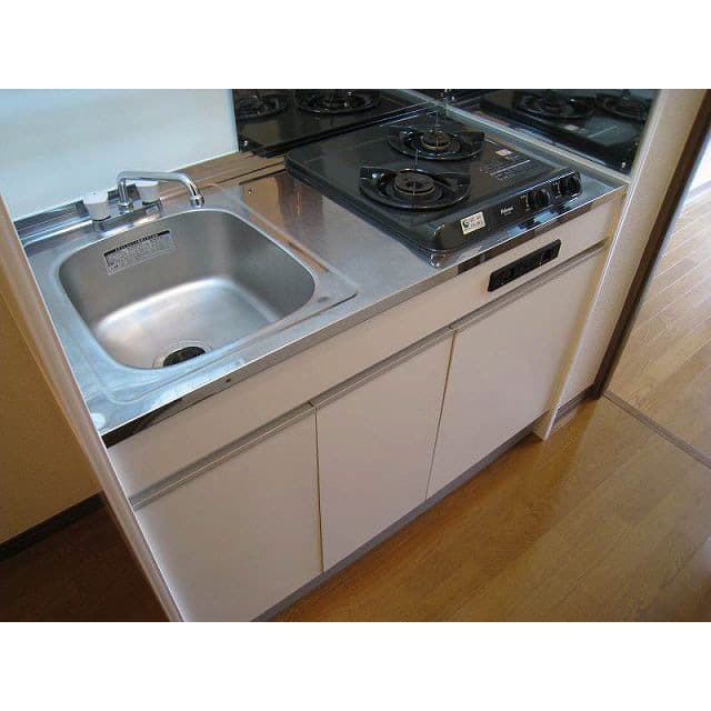 Room image 9
