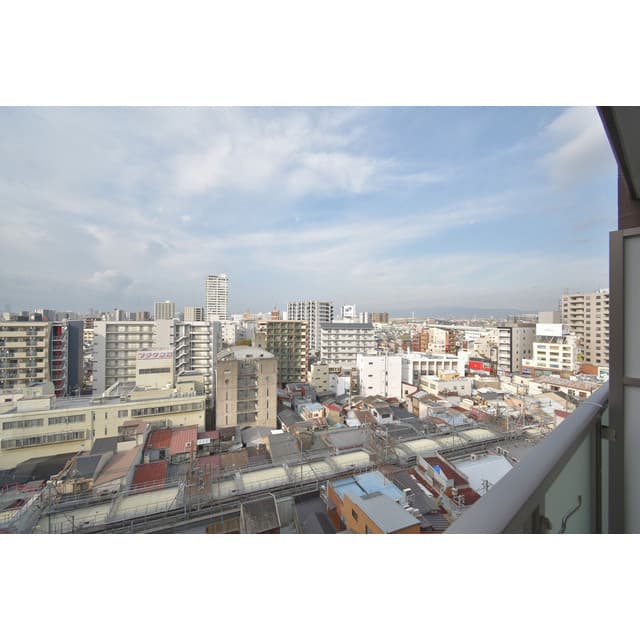 Room image 11