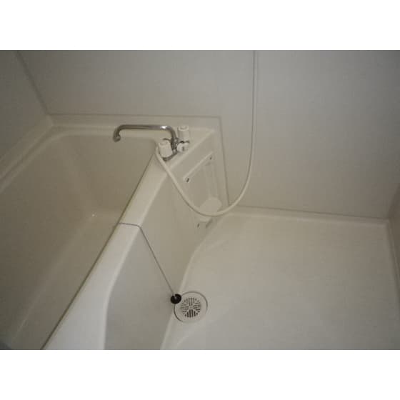 Room image 10