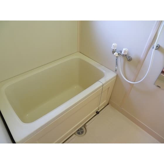 Room image 10