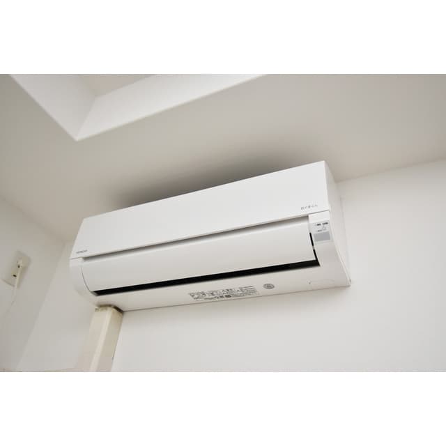 Room image 12