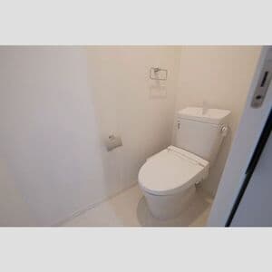 Room image 12