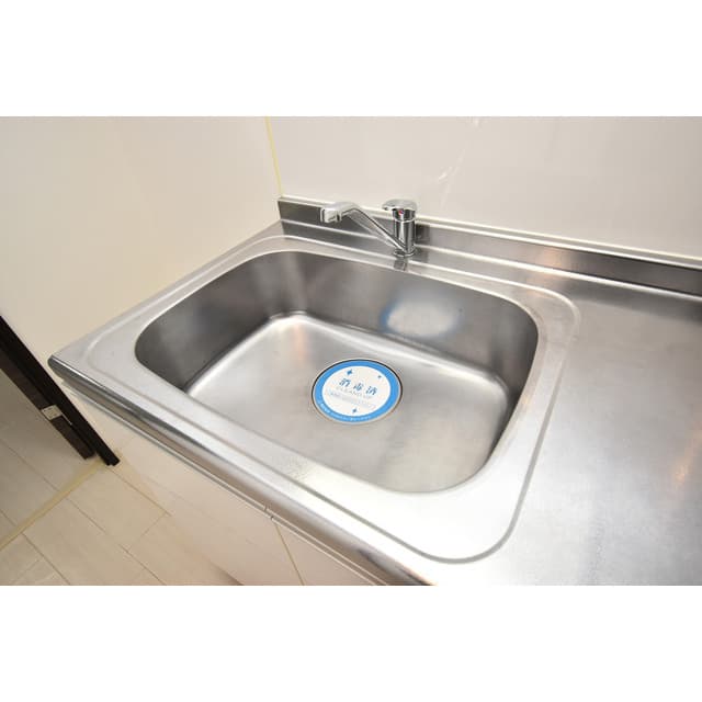 Room image 16