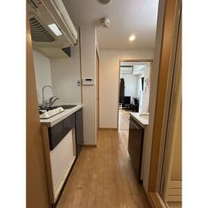 Room image 12