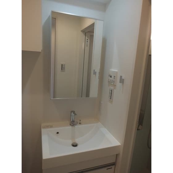 Room image 12