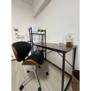 Room image 8