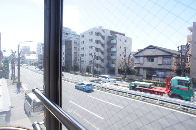 Room image 11