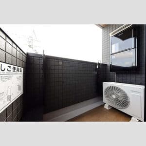 Room image 11