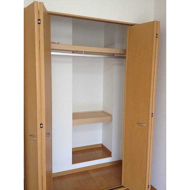 Room image 14