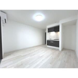 Room image 15