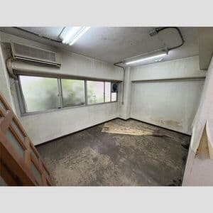 Room image 10