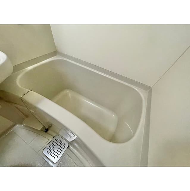 Room image 10