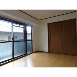 Room image 14