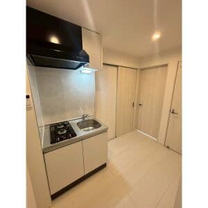 Room image 10