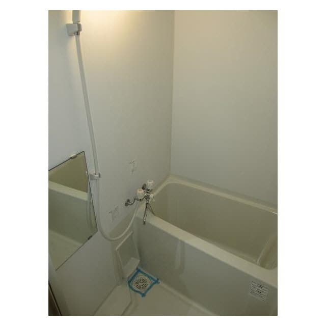 Room image 12