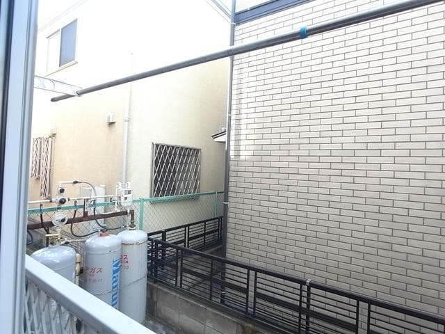 Room image 10
