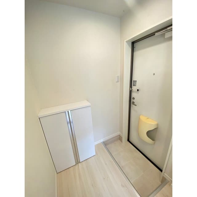 Room image 14