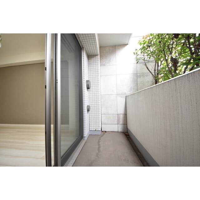 Room image 14
