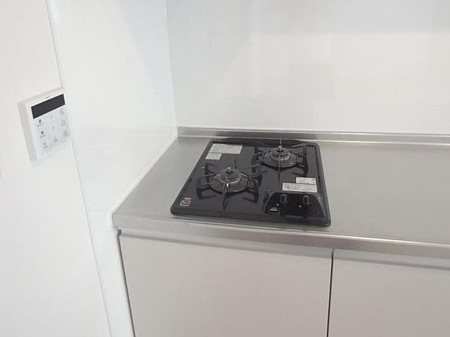 Room image 8