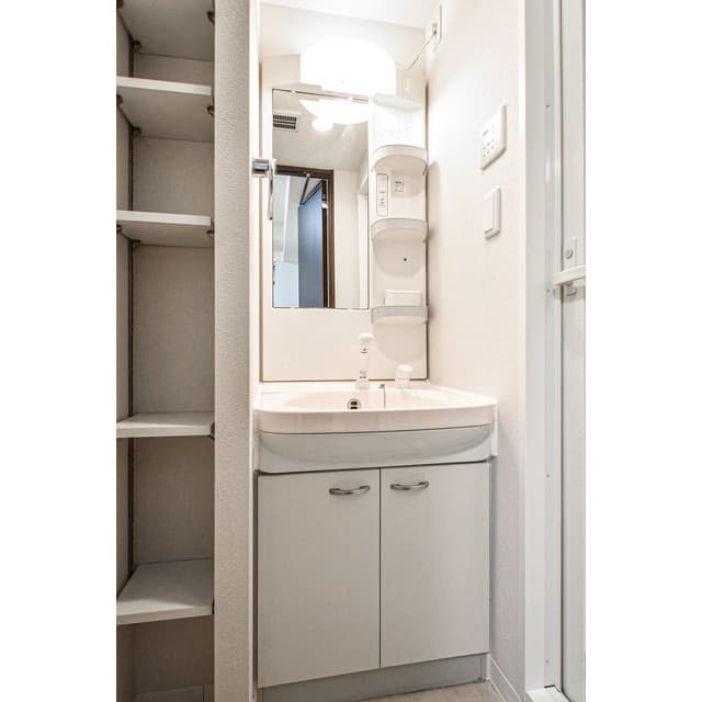 Room image 14