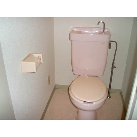 Room image 10