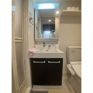 Room image 15