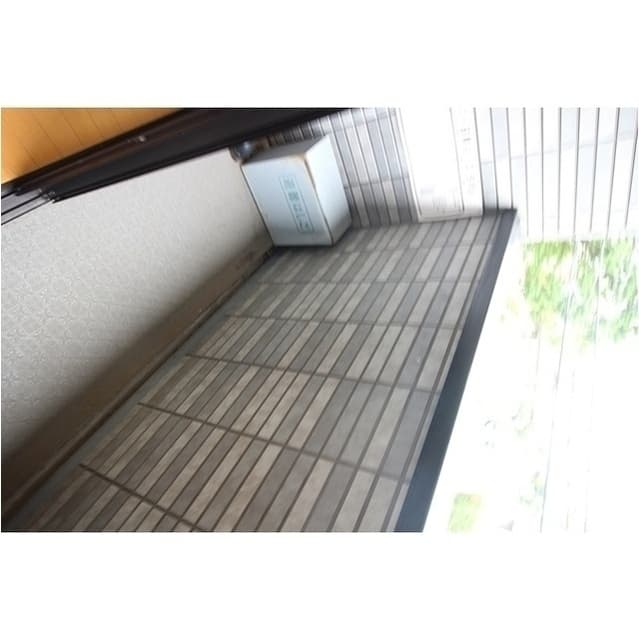 Room image 11