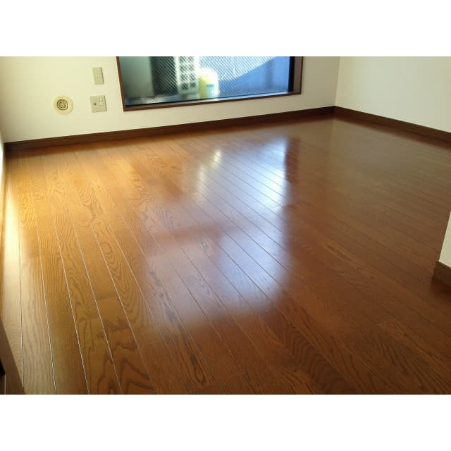 Room image 16