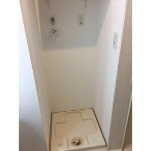 Room image 9