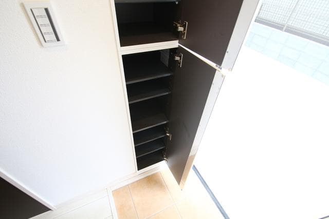 Room image 14