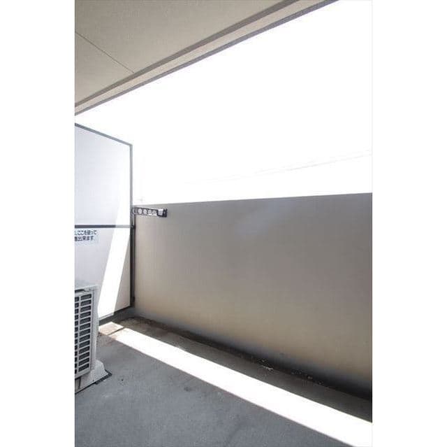 Room image 14