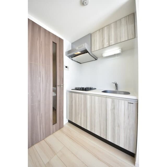 Room image 16