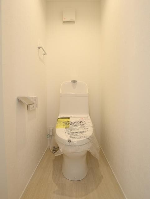 Room image 11