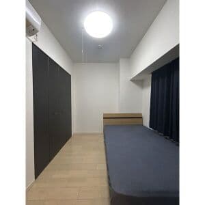 Room image 13