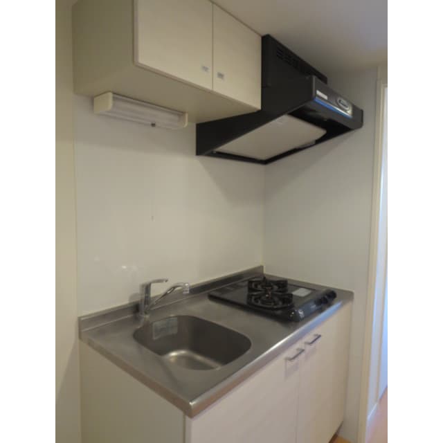 Room image 16