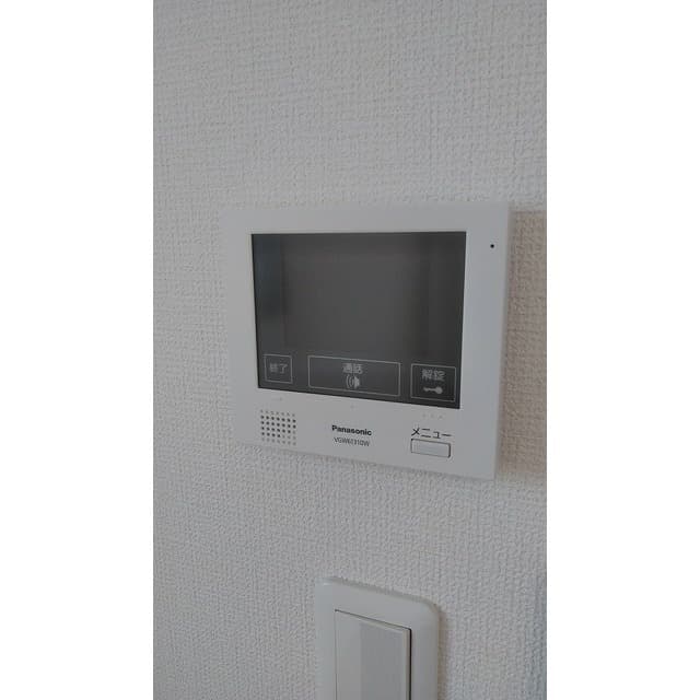 Room image 16